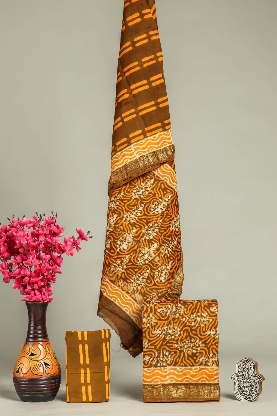 Designer Hand Block Print Maheshwari Silk Suit Set (MSS0038)